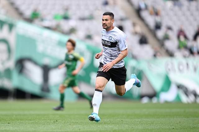 波神复出20分东契奇30+10 绿军大胜独行侠1-0